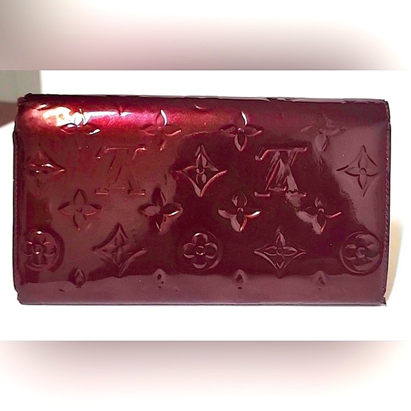 Louis Vuitton Sarah Wallet Rossmore Rouge Fauviste Vernis Portefeuille Gold Trim - Picture 3 of 16